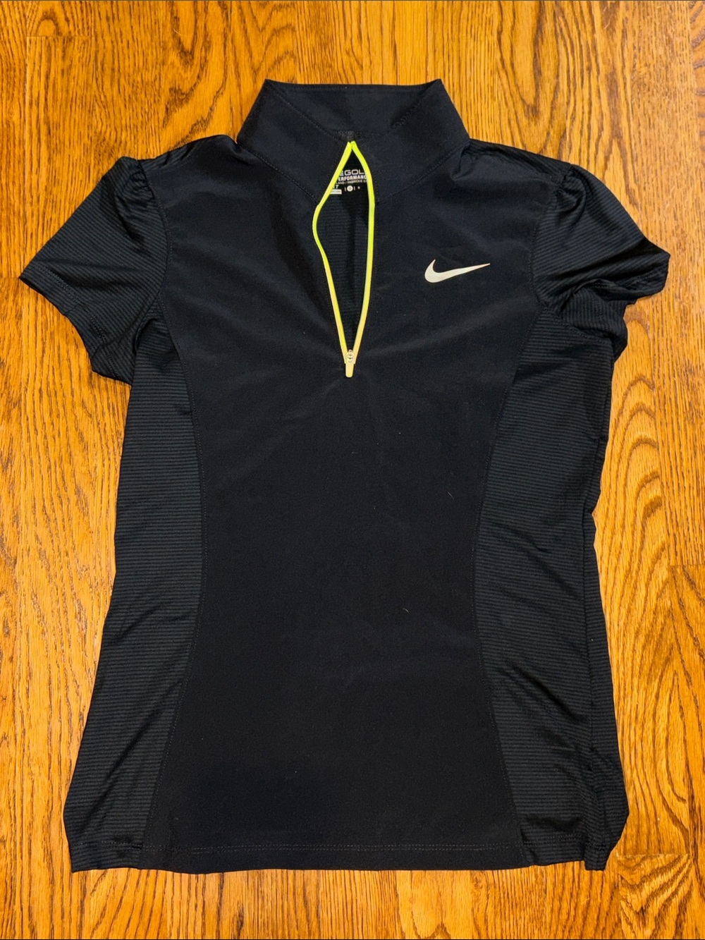 Nike Golf Women's Black Short-Sleeve Zip-Front Golf Top